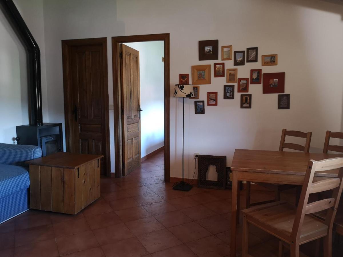 La Casa Blanca Del Alto Tajo Guest House Ablanque ภายนอก รูปภาพ