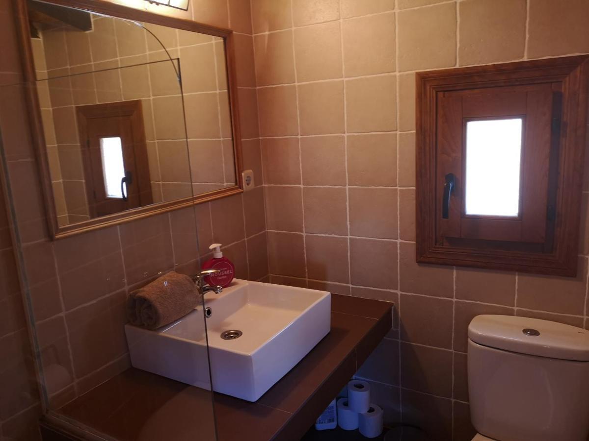La Casa Blanca Del Alto Tajo Guest House Ablanque ภายนอก รูปภาพ