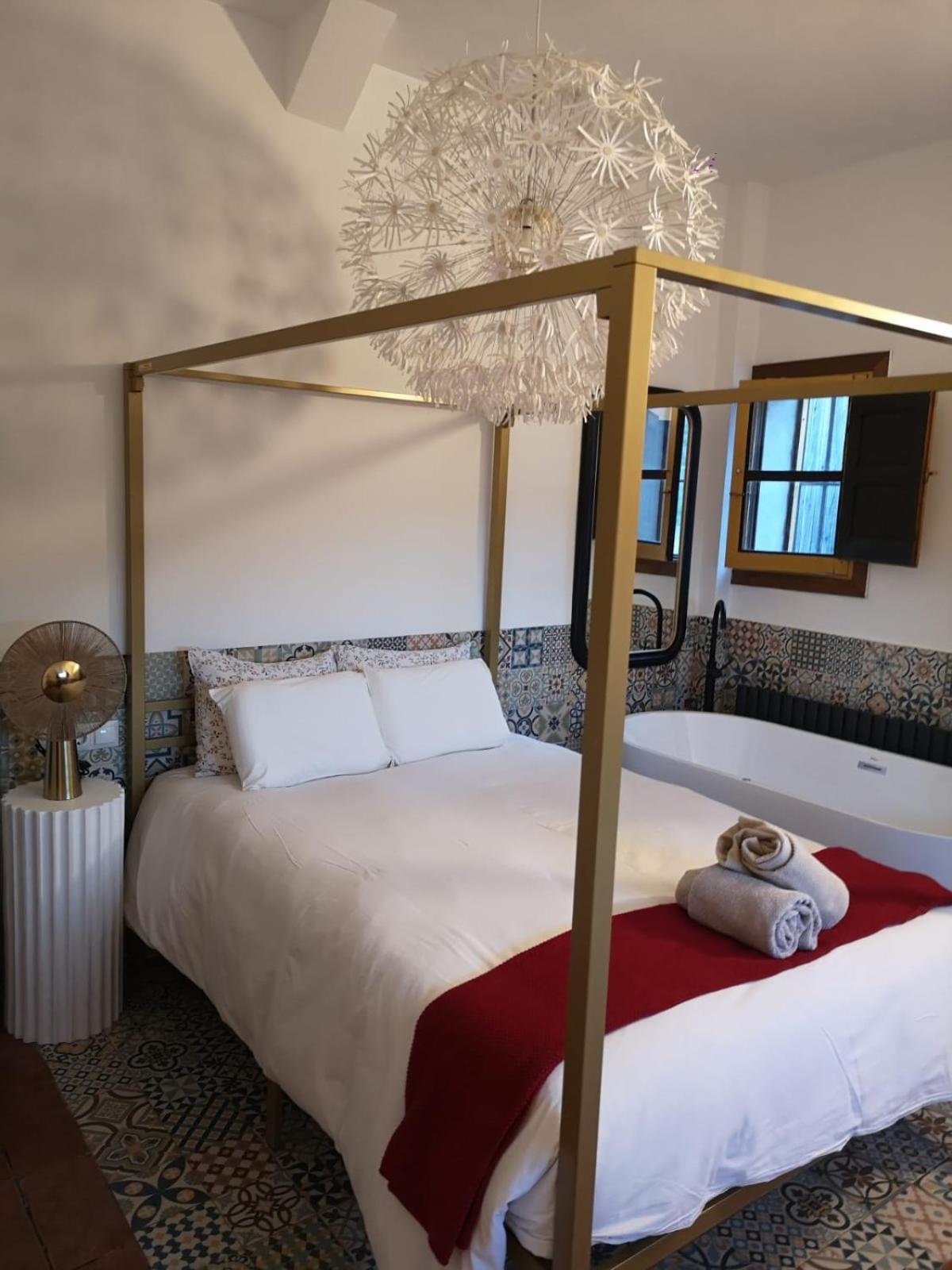 La Casa Blanca Del Alto Tajo Guest House Ablanque ภายนอก รูปภาพ
